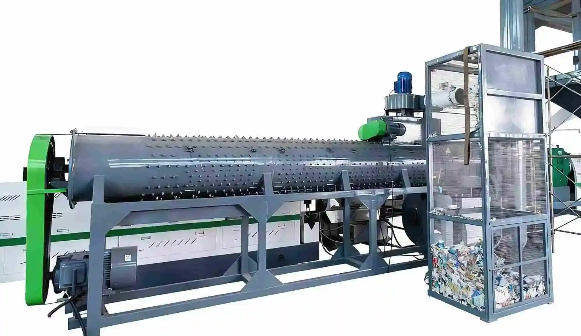 Check the label collection cage during a trial: it should hold labels, not PET bottles or bottle fragments. Label remover with a scraping drum and a mesh cage full of removed labels at the discharge