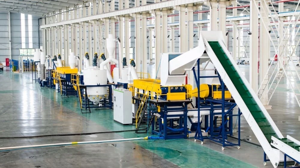 Which Machine Is Used to Recycle Plastic?