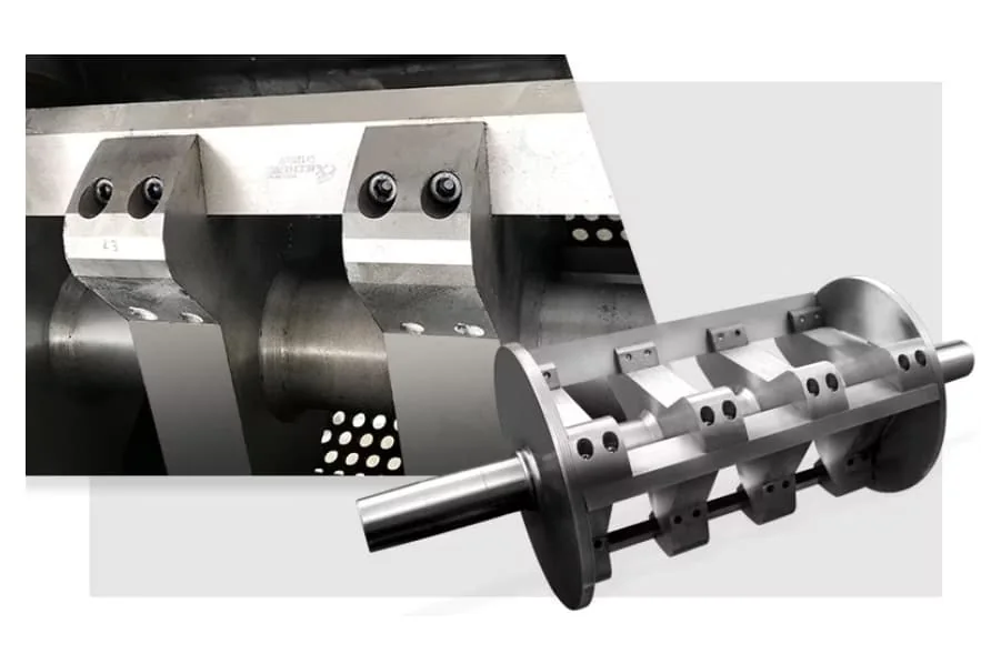 Plastic crusher rotor and replaceable knives